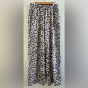Women’s Chic Leopard Print Wide-Leg Pants Size:S